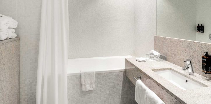 superior-bath-1-2